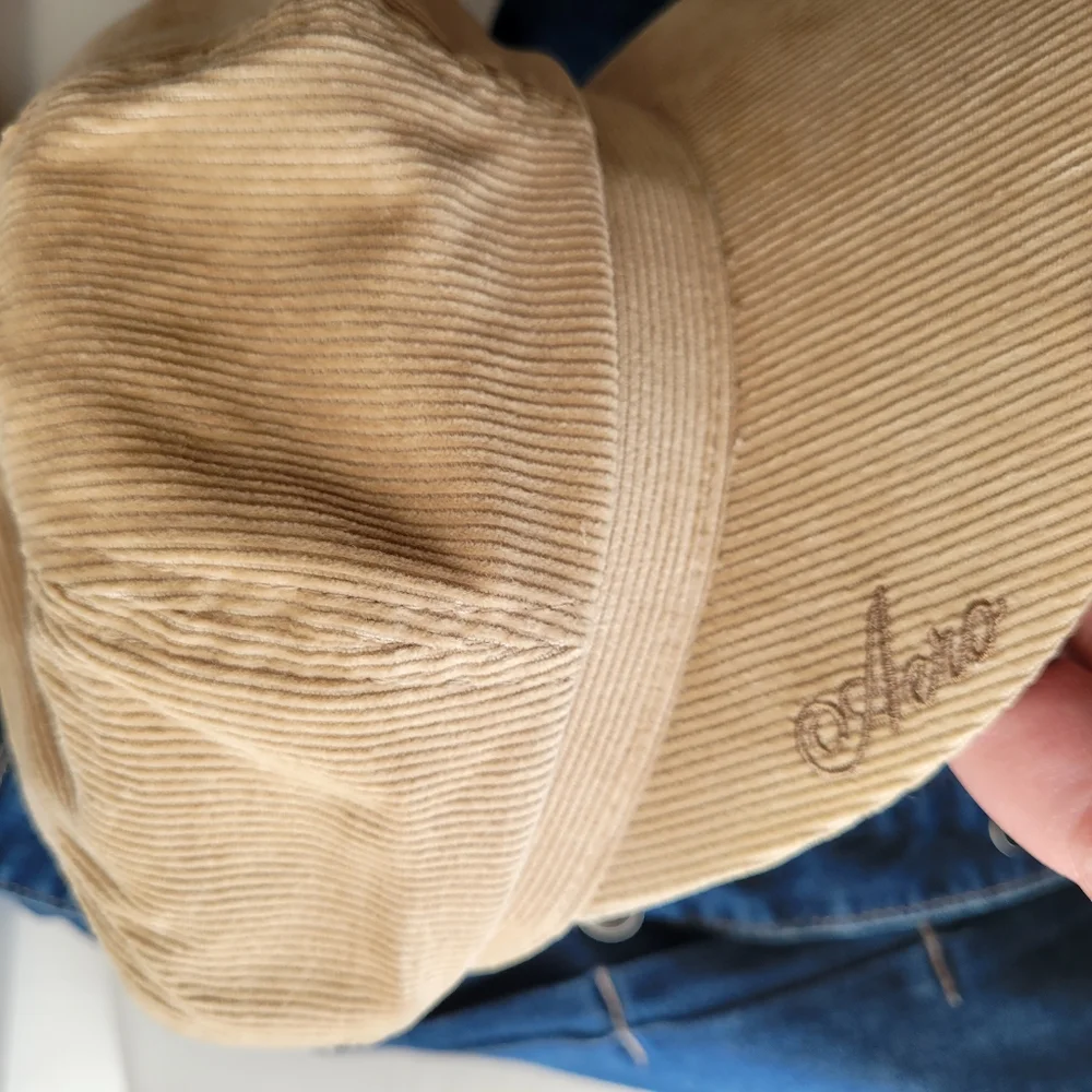 Aeropostale Hat ~ Cap ~ Newsboy ~ Tan Corduroy ~ Boho Hippie Vintage Look ~ GUC